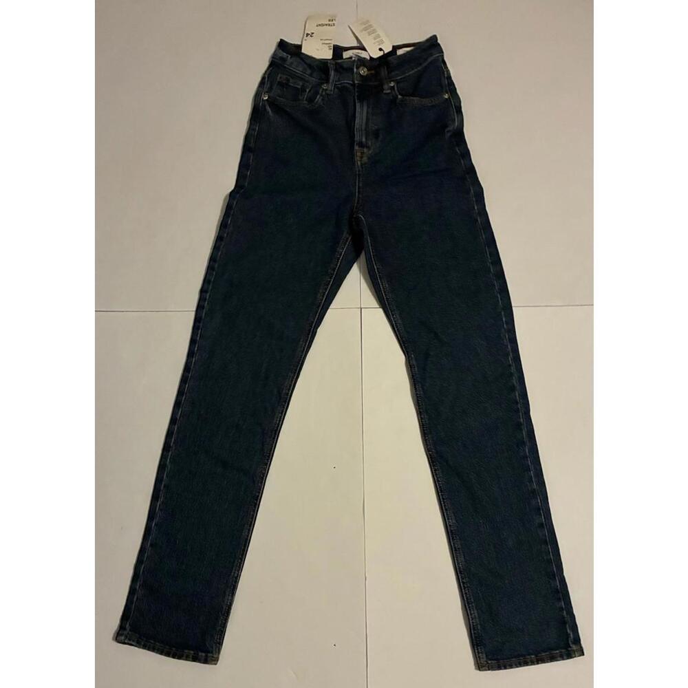 Forever 21 Straight Leg Jeans Women’s Size 24 Dark Wash Denim NWT